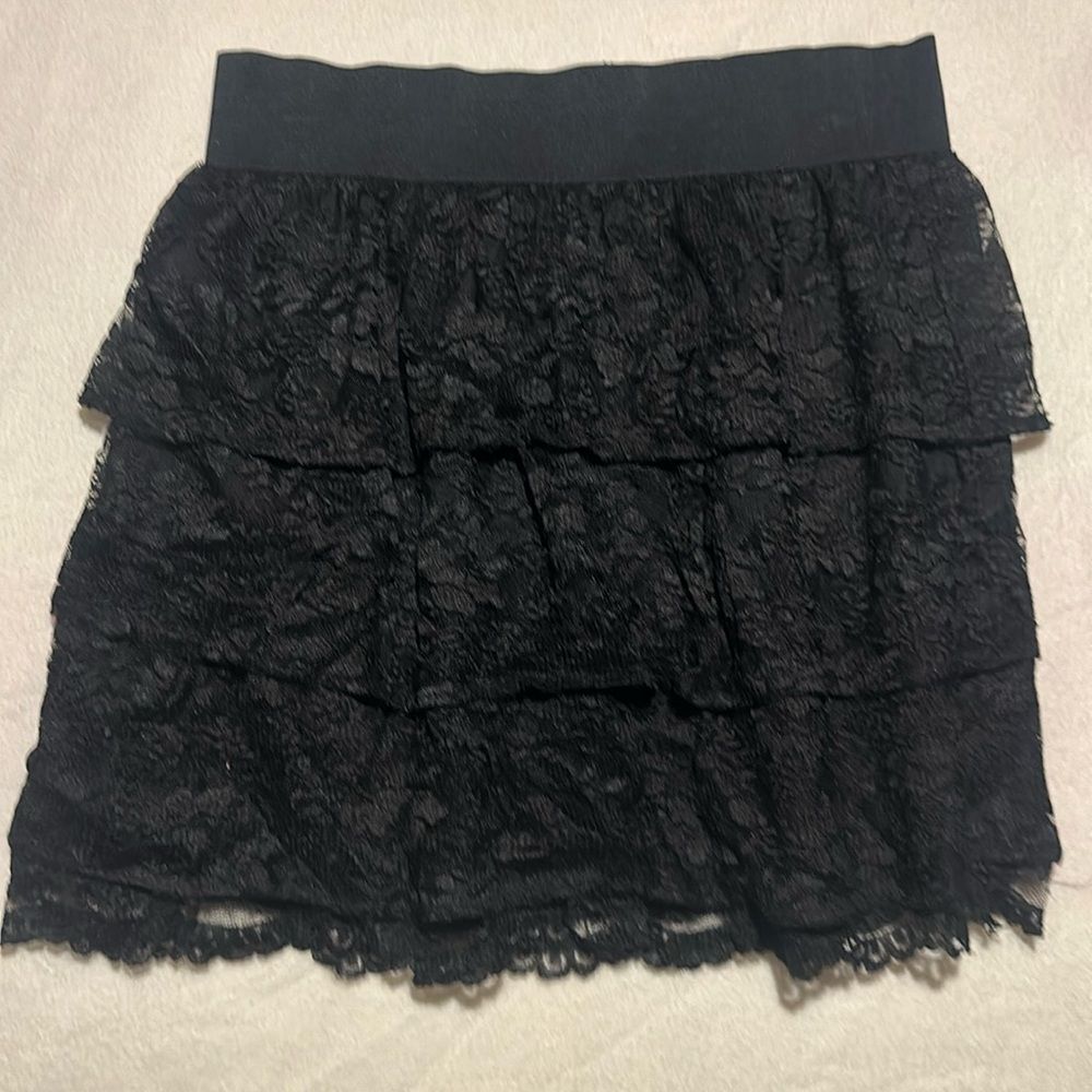 Apt 9 layered lace skirt in black
